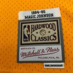 NBA 32 Magic Johnson Lakers 1984-85 M&N Maillot Retro jaune imprimé